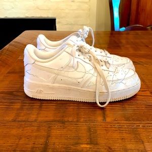 white reflective lightning nike air forces size 5